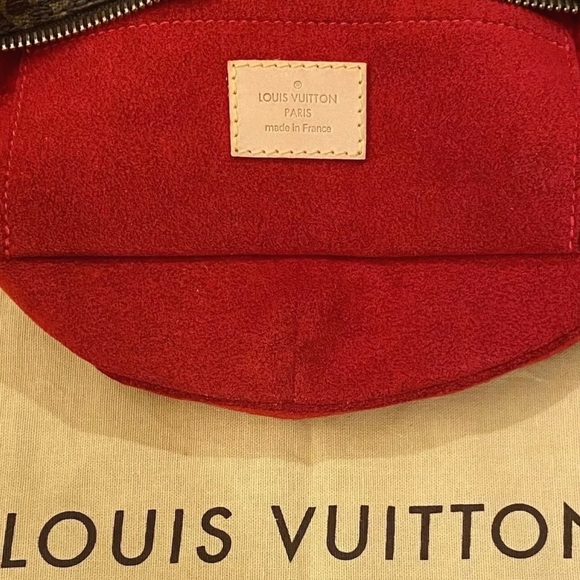 LOUIS VUITTON Croissant PM Mini Bag - Picture 7 of 14